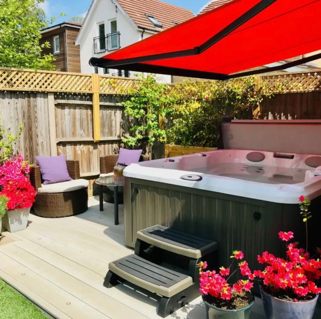 Jacuzzi® J-225 Non IP™ HOT TUB